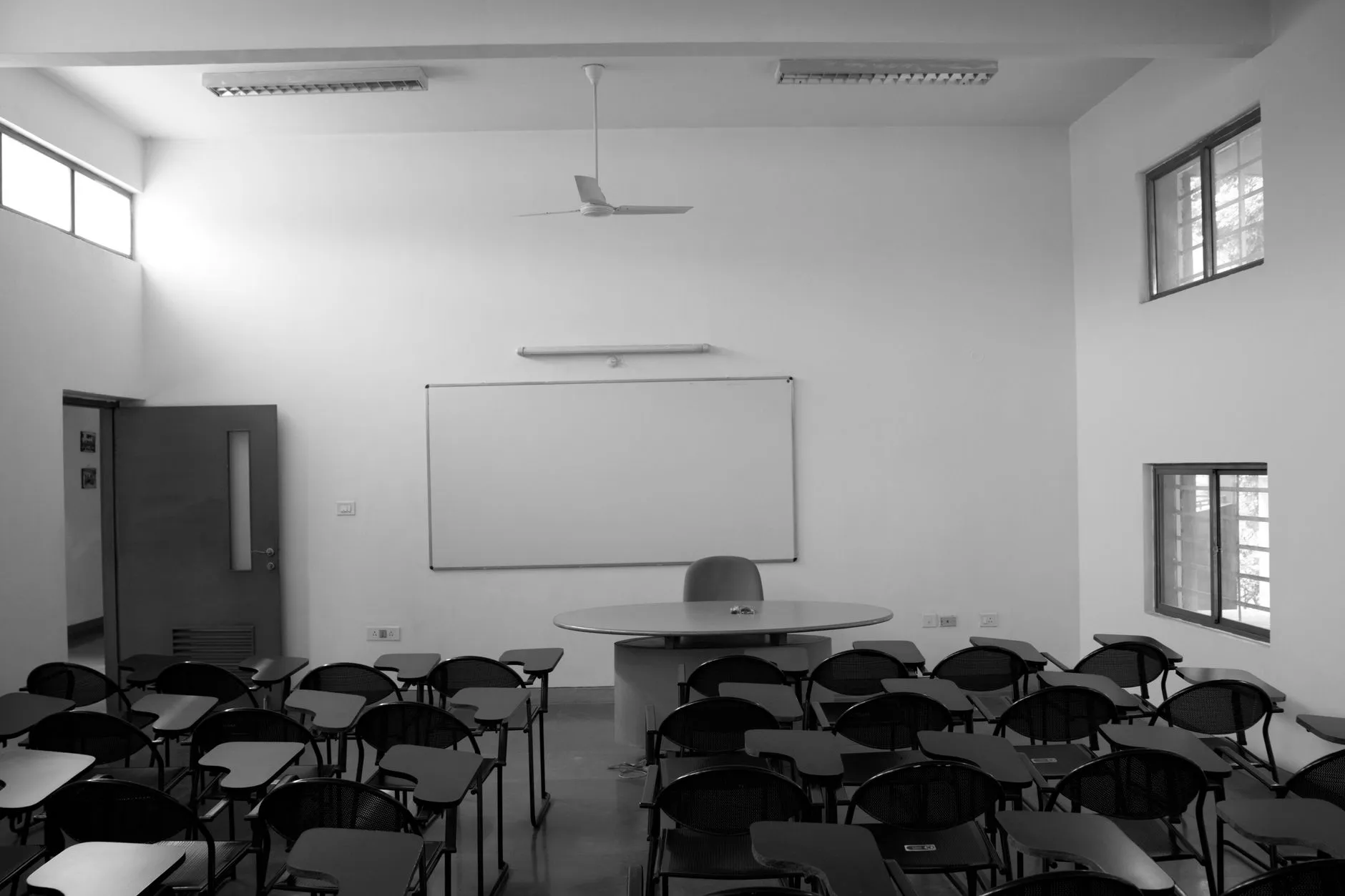 重庆孕期美睫专用温和胶水成分解析与应用指南
