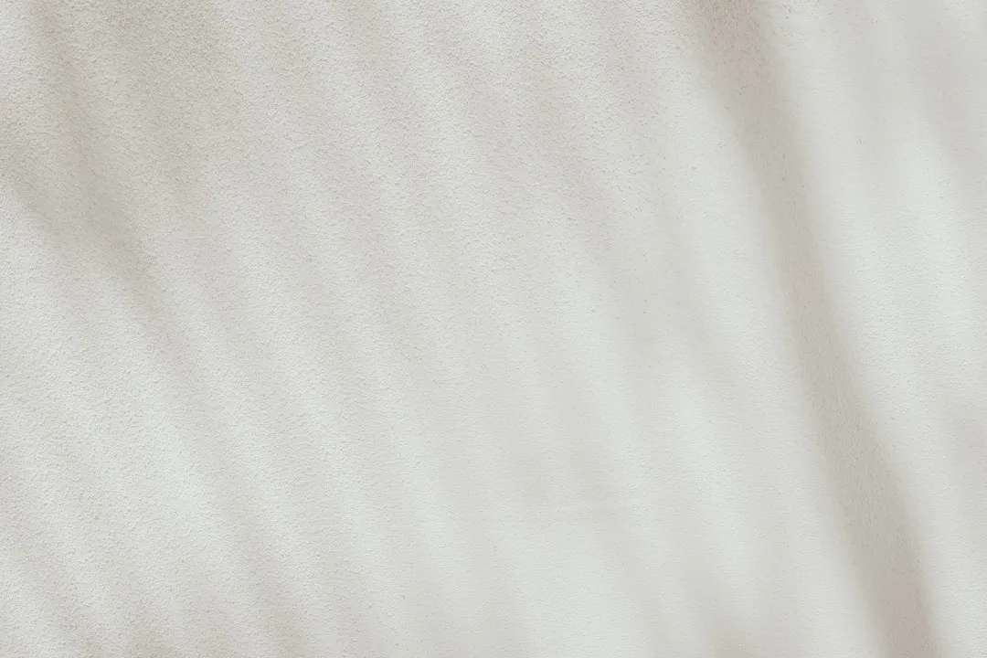孕妇美睫温和胶水的成分分析与安全性评估